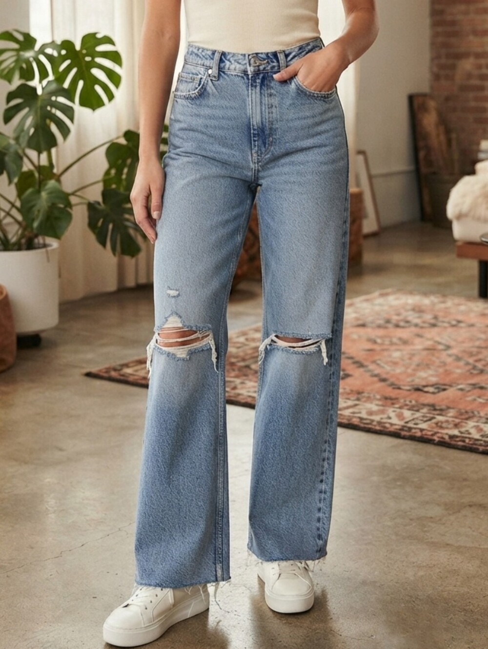 Zara Distressed High Rise Straight Leg Jeans Light Wash Raw Hem